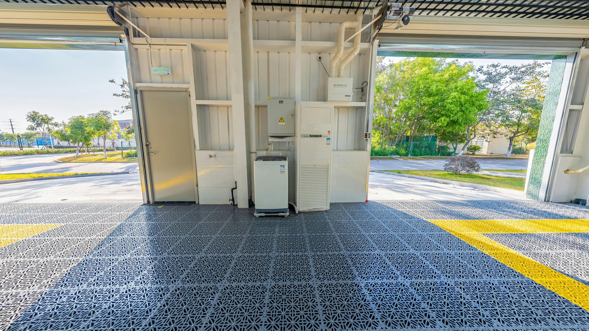 Lüftung Garage nachrüsten – Lüftungsgitter in der Garagenwand