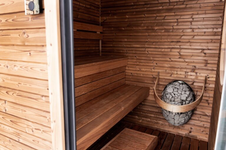 Sauna kaufen – Holzsauna im Altbau nachgerüstet